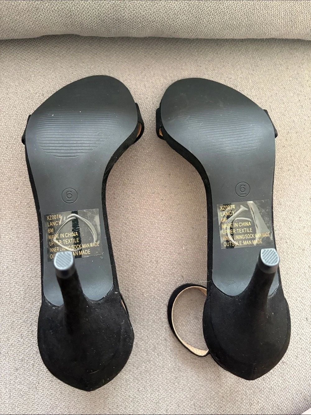 Stillieve black suede